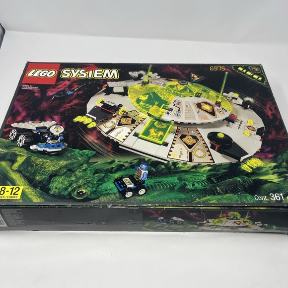 LEGO Space 6975 ALIEN AVENGER UFO - Incomplete with All Figures Box and Manual - Picture 1 of 16